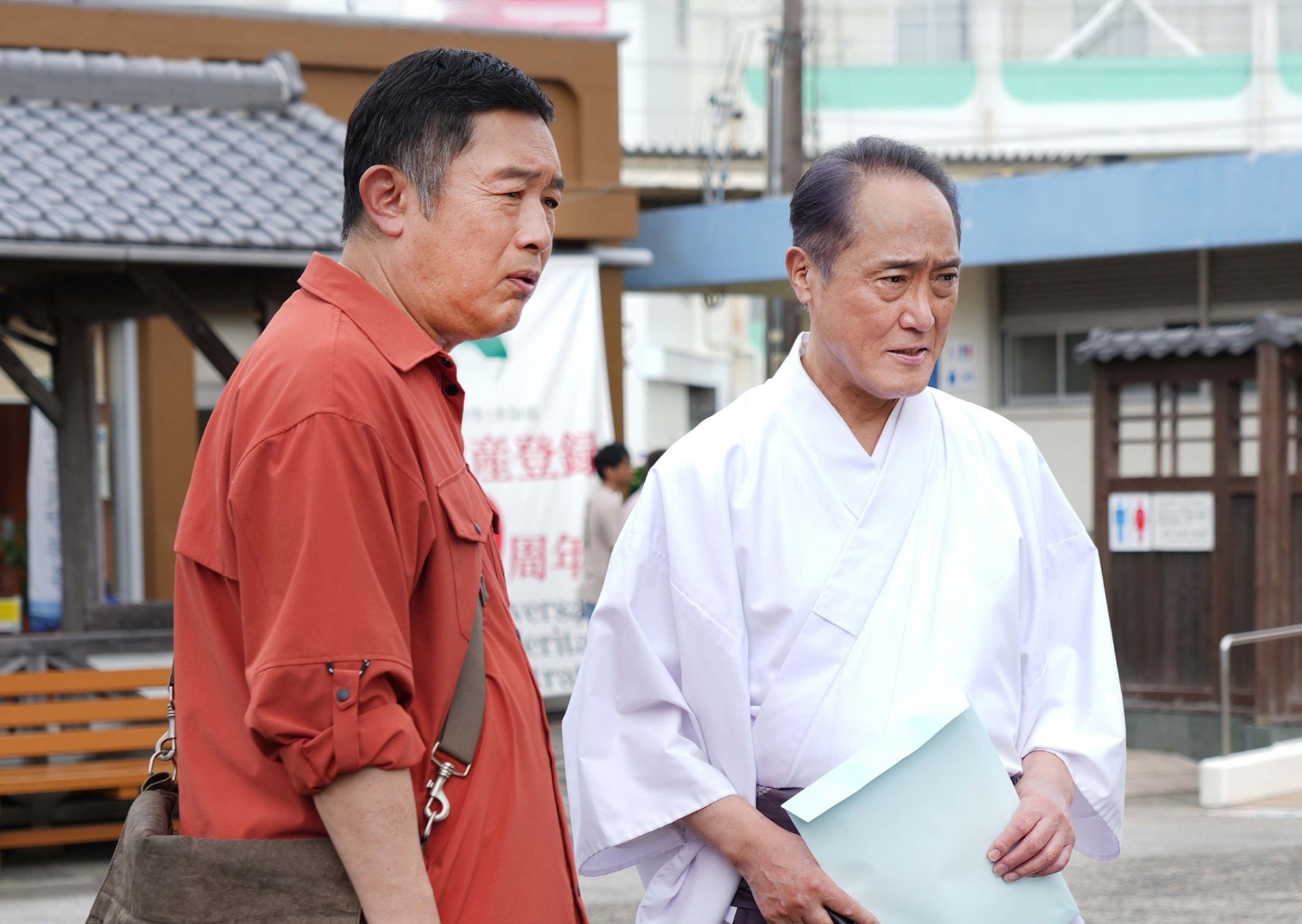 表紙＆巻頭10ページを飾る!　グラビアレジェンド・磯山さやかデビュー25周年写真集からの先行カットを8月21日発売のFRIDAYで公開！