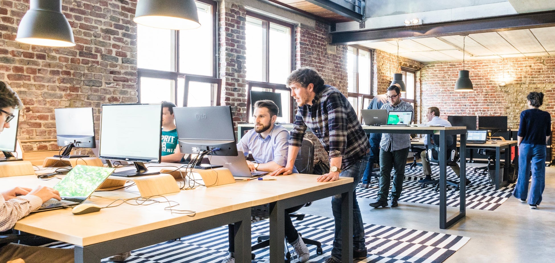 待望のカムバックを迎えたStray Kidsから、デビューを果たしたばかりのBTS＆TXTの弟グループまで！『SBS人気歌謡』最新回が「Music K」にて日本最速・独占配信スタート！