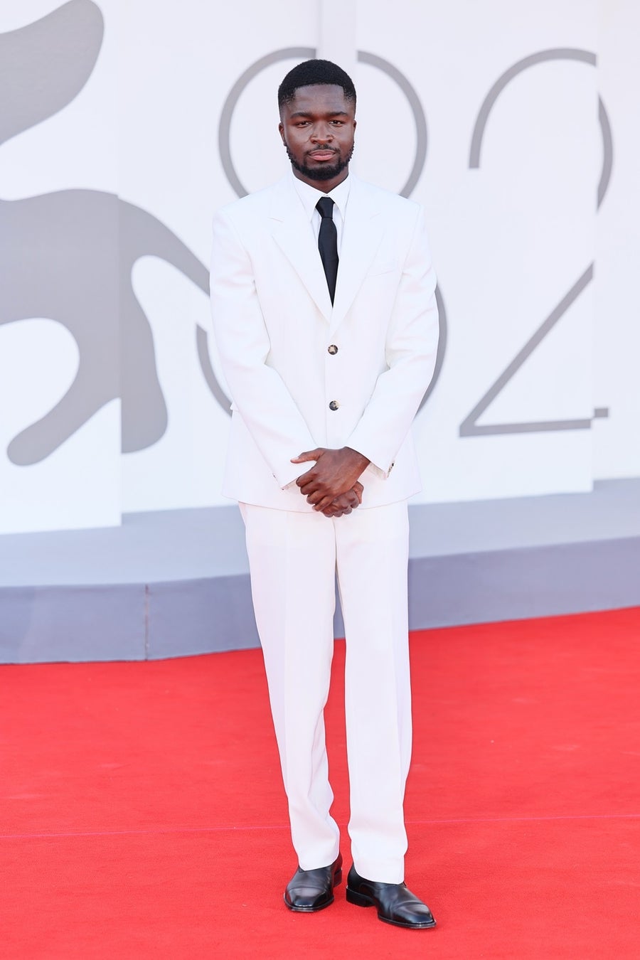 「八代亜紀アート展」オンラインでもグッズ販売！FANMEと連携して限定グッズも。