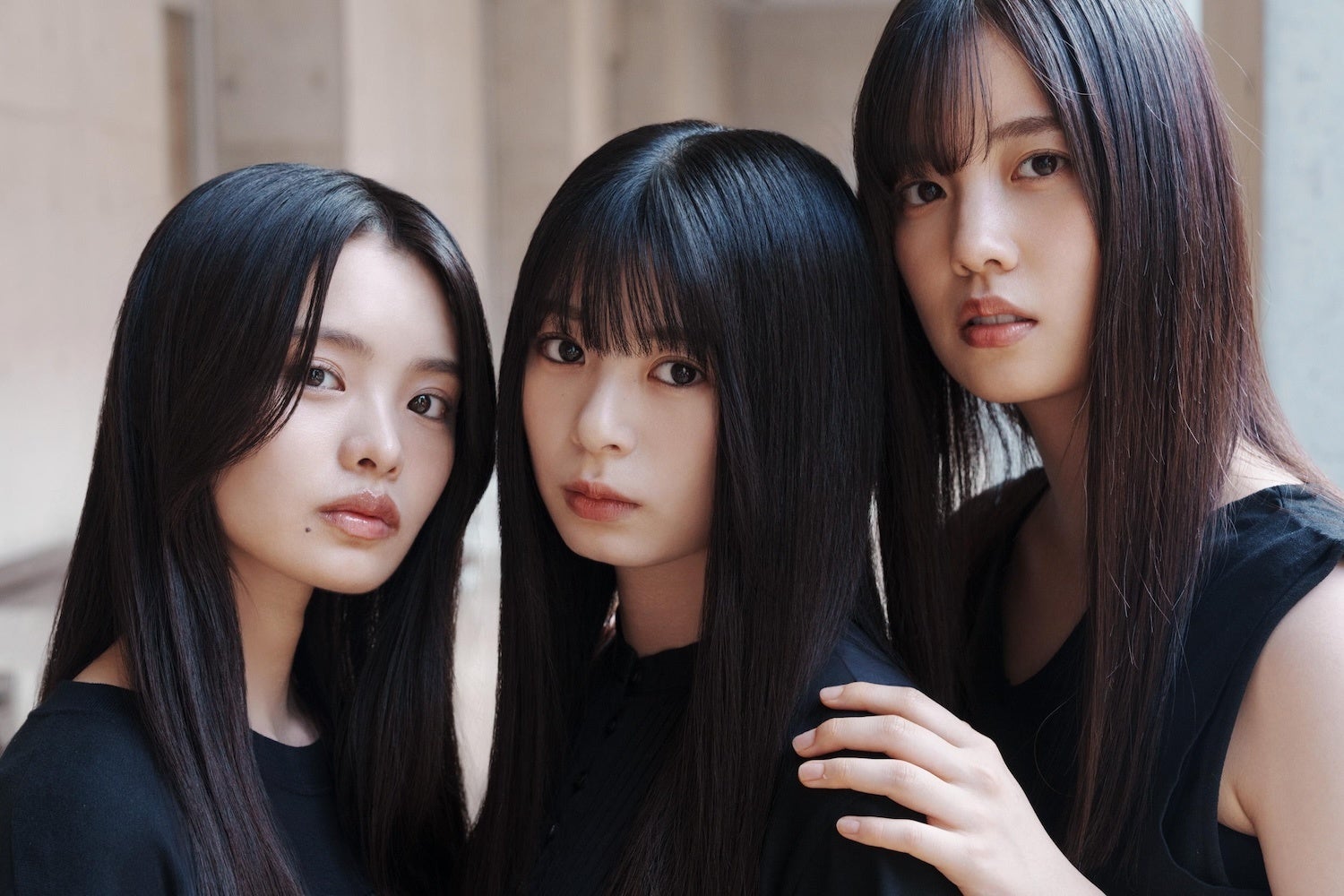 覚悟はできているか――？ 「B.L.T.11月号」表紙＆巻頭に初登場！ 櫻坂46四期生9名が魅せる圧倒的存在感。