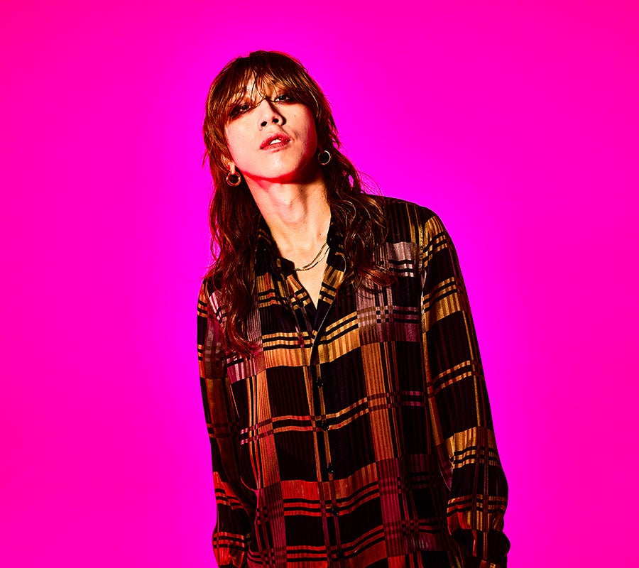 LANAがViVi11月号通常版表紙に堂々初登場! 時代を作るSTREET PRINCESSの今に迫る。