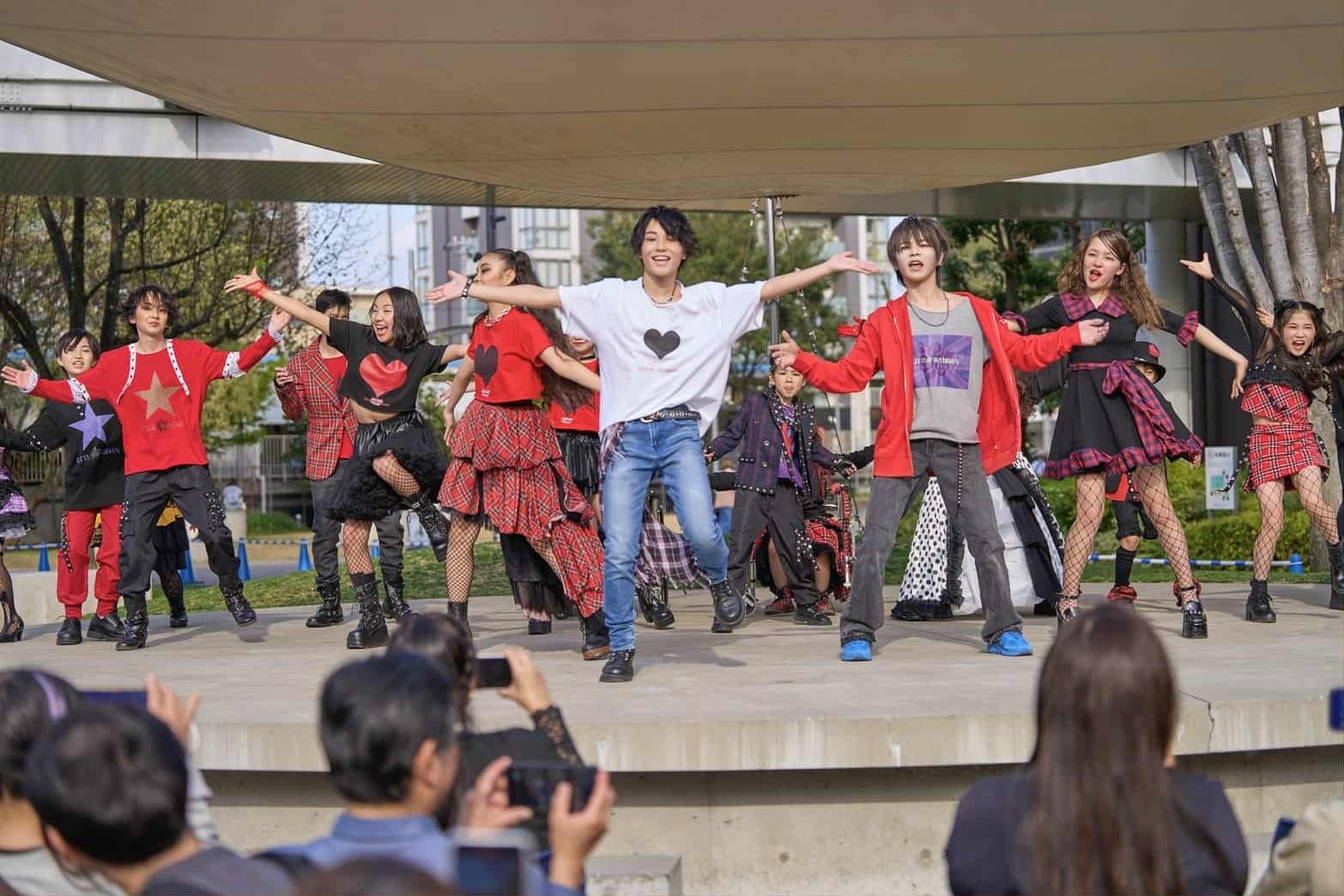 『インセプション』製作15周年記念!4K UHD+ブルーレイセット(3枚組/ペーパープレミアム付)12/17(水)発売決定!