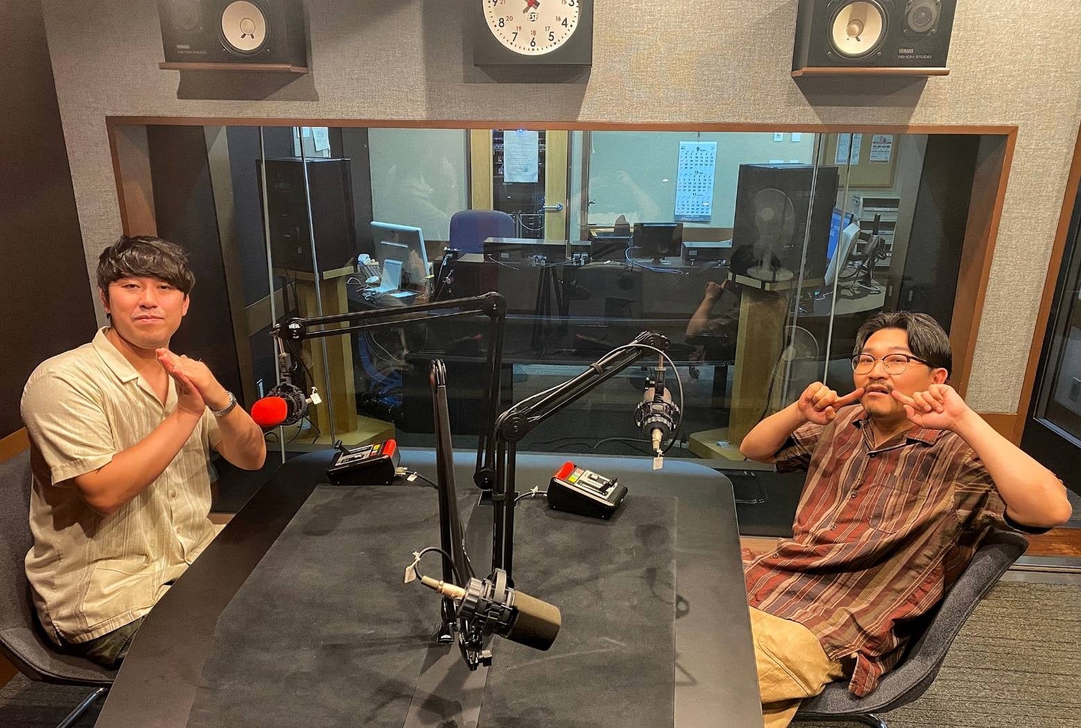 実力派お笑いコンビ「オズワルド」の冠ラジオ番組『オズワルドのひげこんぶ』が2025年10月放送開始！ クセになる独特な“間”が炸裂するネタやフリートーク、ゲストとの深掘りトークに注目！