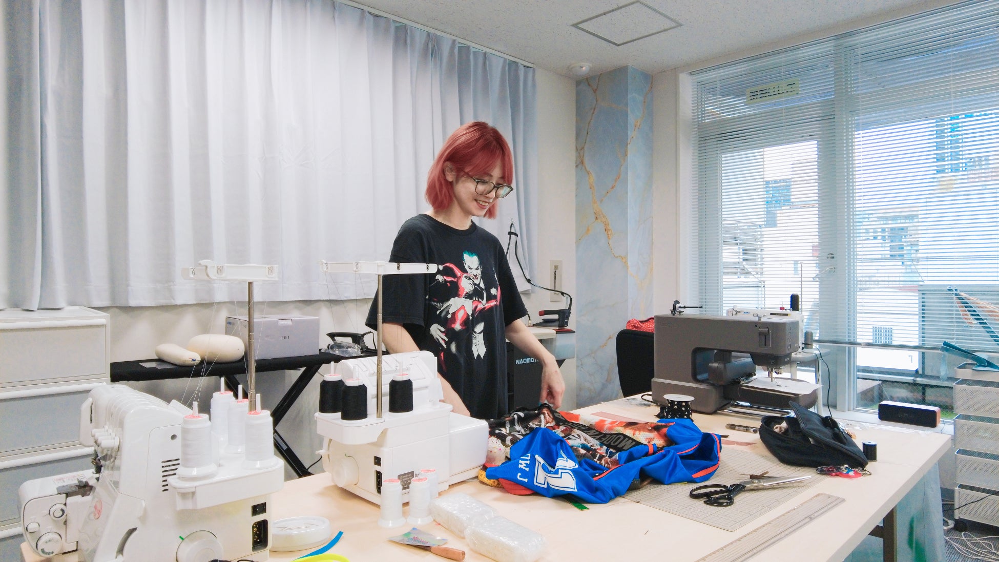 市原隼人主演のTV・劇場作品「おいしい給食」シリーズから給食バトルをモチーフにしたスマートフォン向けランゲーム『甘利田幸男の給食道』配信決定！劇場版最新作公開に先駆け10月10日(金)配信スタート！