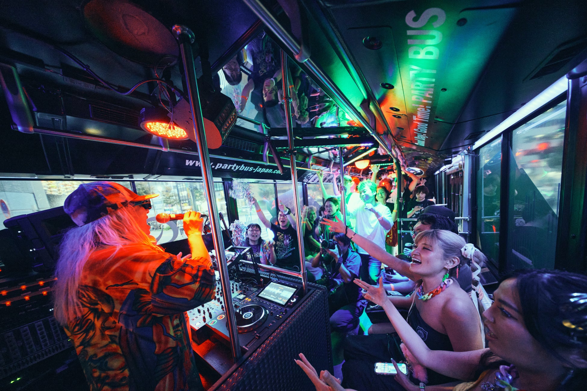 【光に触れて、音楽の旅へ】ピアノの夢は、ここから始まる！POP Piano24キーMIDIキーボードは10月15日にCAMPFIREにて登場！今すぐ事前登録最大36％OFF！