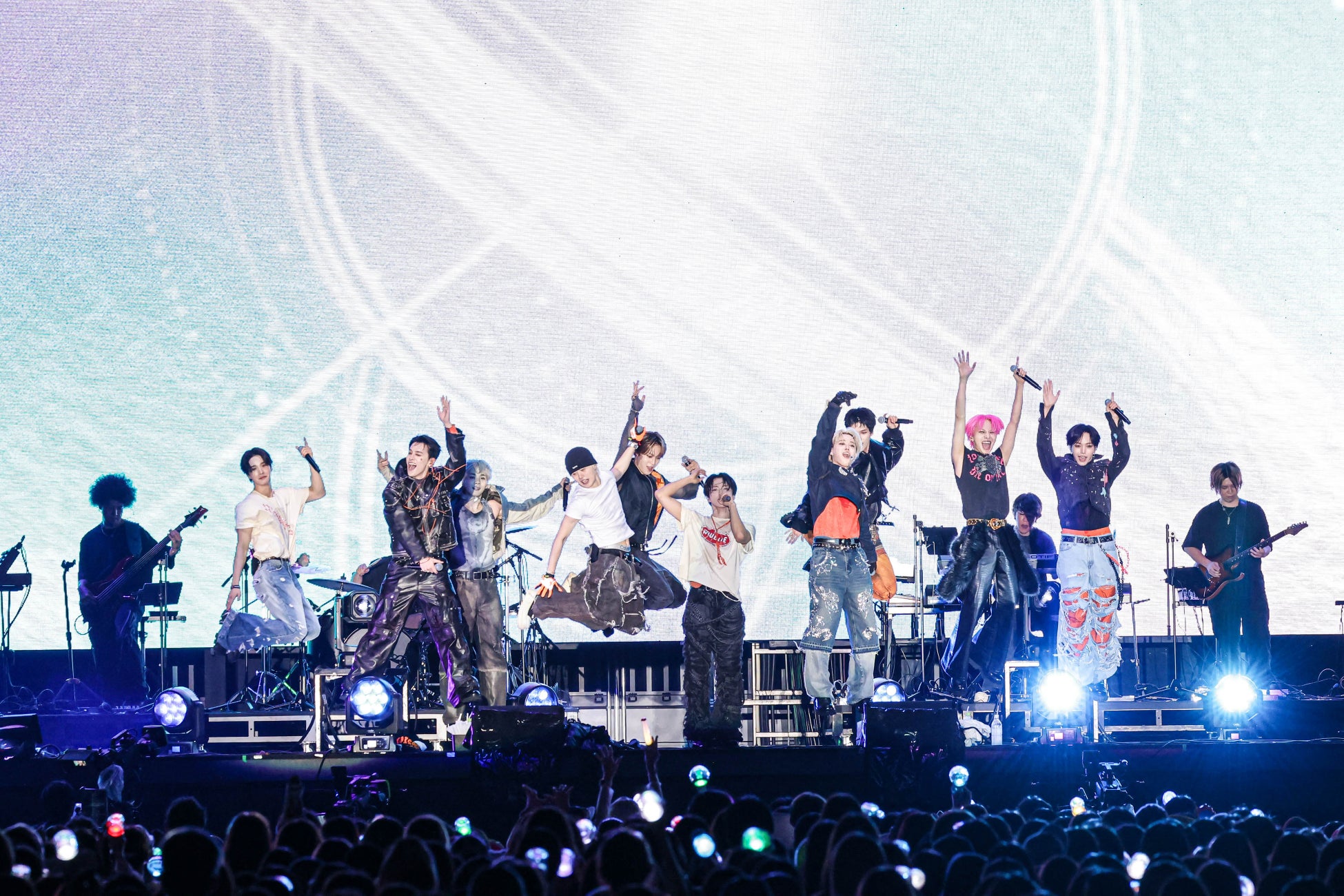 株式会社スピーディは、沖縄出身の俳優・松田るかとエージェント契約を締結しました。