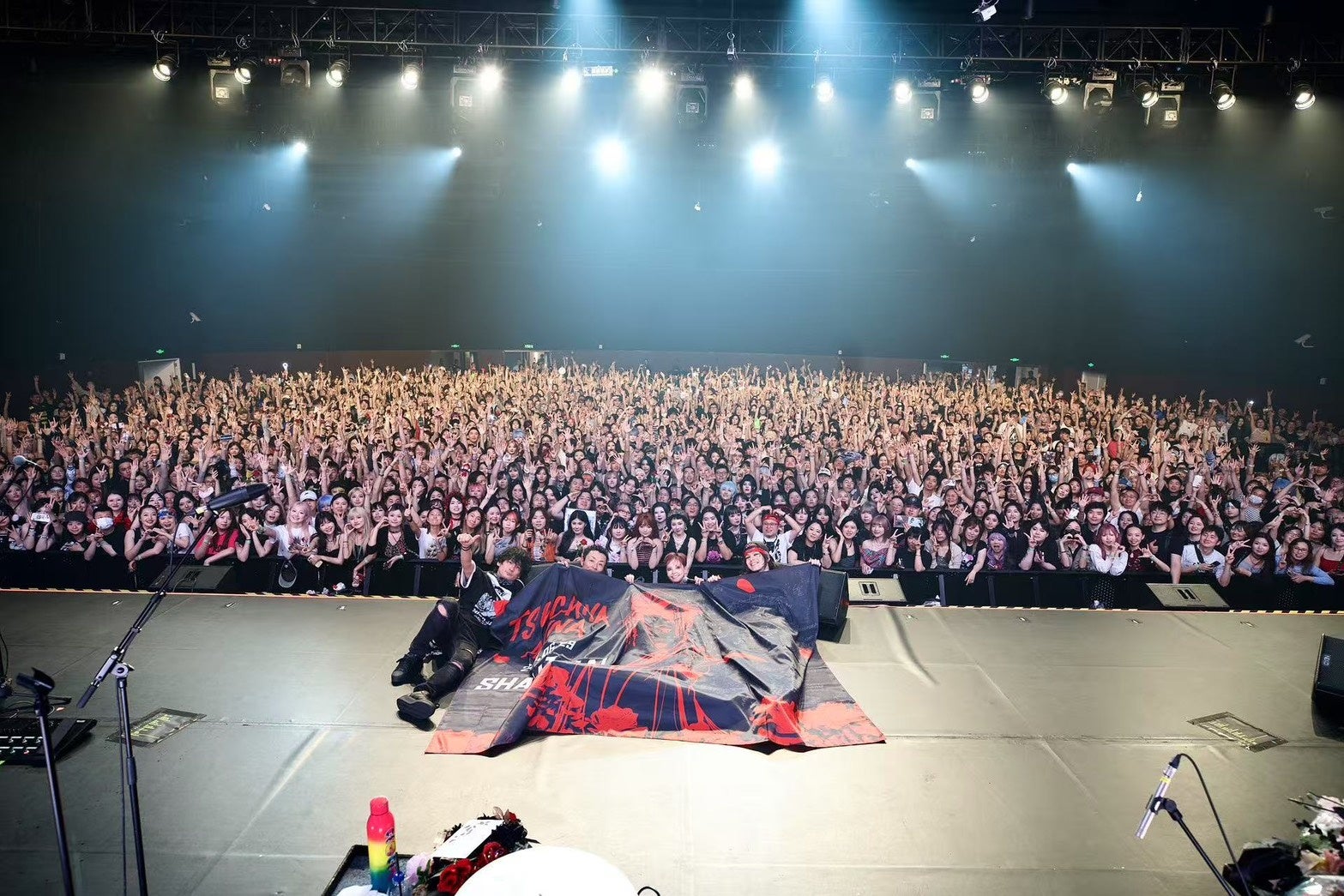 ドラマ『MISS KING / ミス・キング』第3話、「ABEMA」で無料配信開始！のん“飛鳥”、人生どん底から自らの才能で這い上がる！怒とうの反撃編が開幕