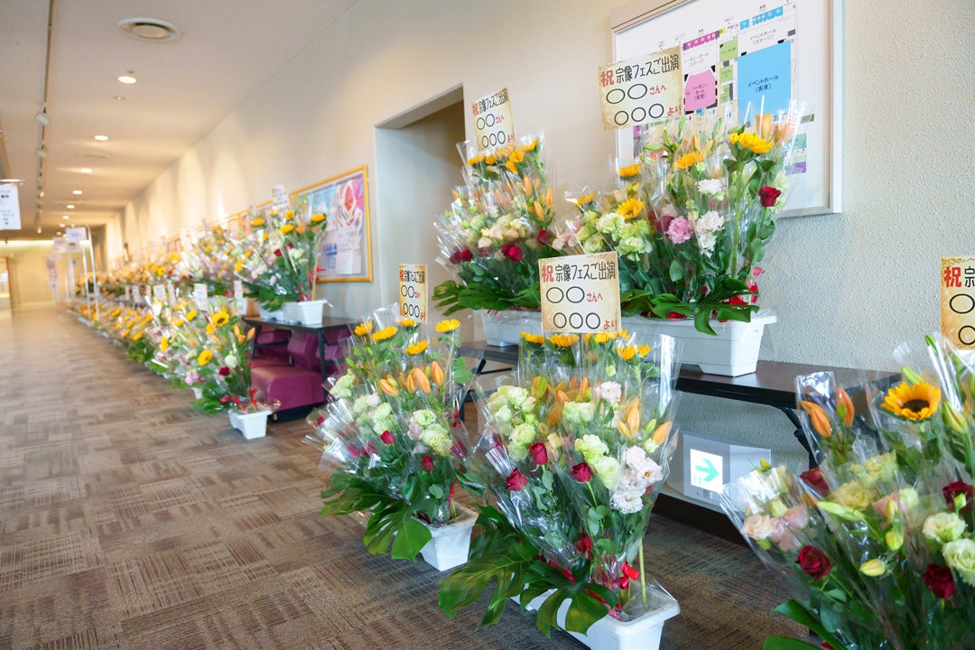 女王との再会──。沢口愛華が「blt graph.vol.112」の表紙&巻頭に登場。