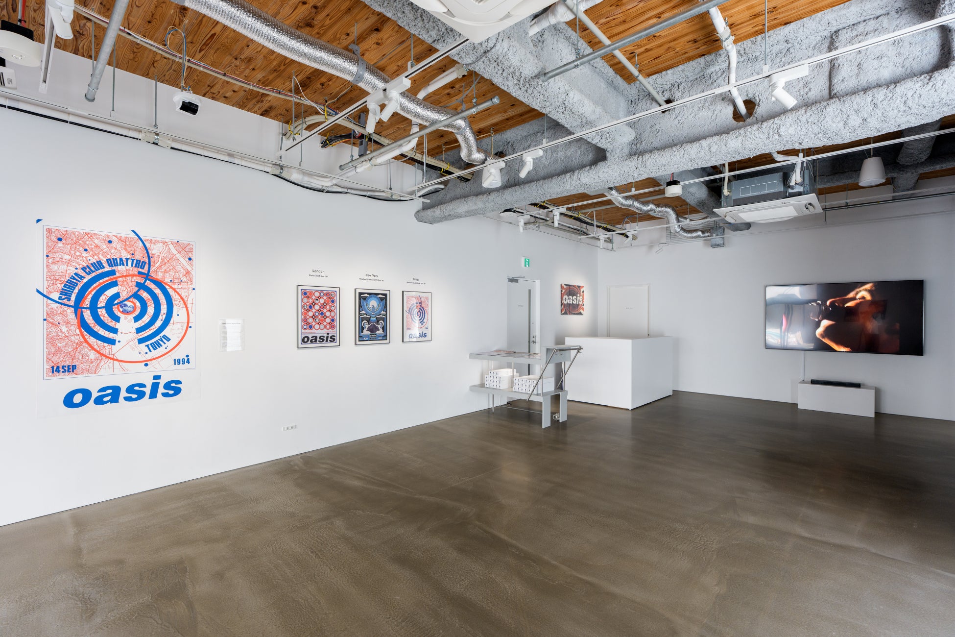 MTVがお届けする新ライブシリーズ Cross-stage 開催!~貴重なコラボも披露されたAqua TimezとTOMOOの対バンライブ~