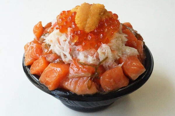 口を開けたときに奥歯・銀歯の”気になる色を隠す”歯の化粧品新発売!