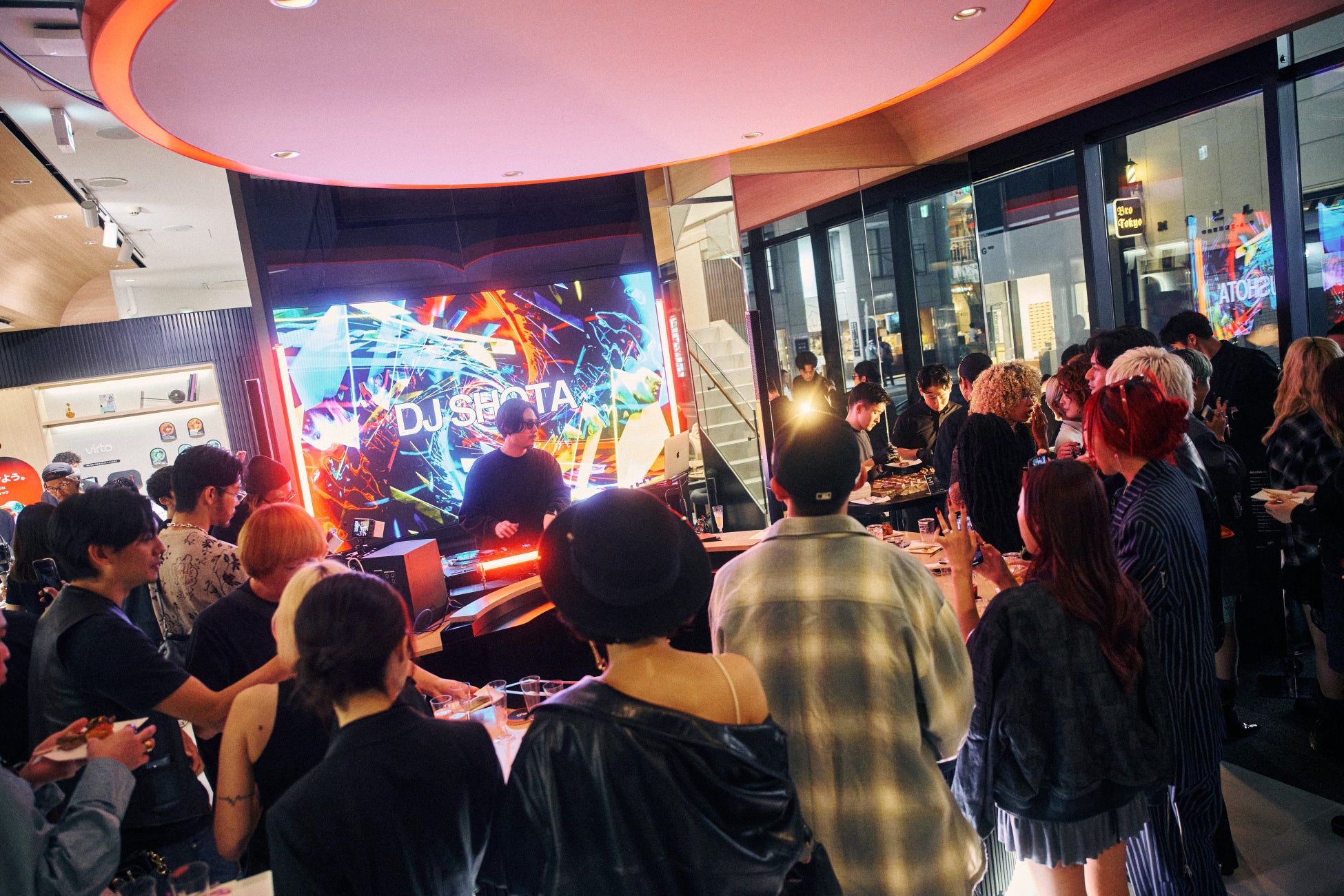 洋服の青山 / スーツスクエア 新商品・新キャラクター・新CM発表会 開催レポート