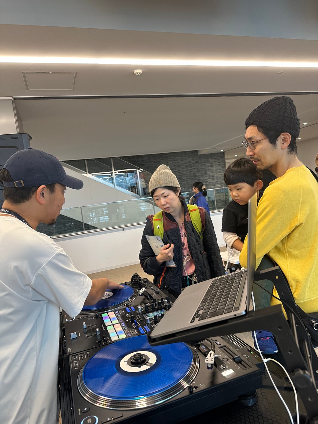 【公式ECショップ開設】インフルエンサー「るい」の「RUI’S SHOP」、ハロウィンチェキが販売開始30分で即完売!