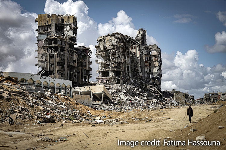 精神科医であり劇作家のくるみざわしんが祖父の遺した日記をひもとき描く『鴨居に朝を刻む』上演決定