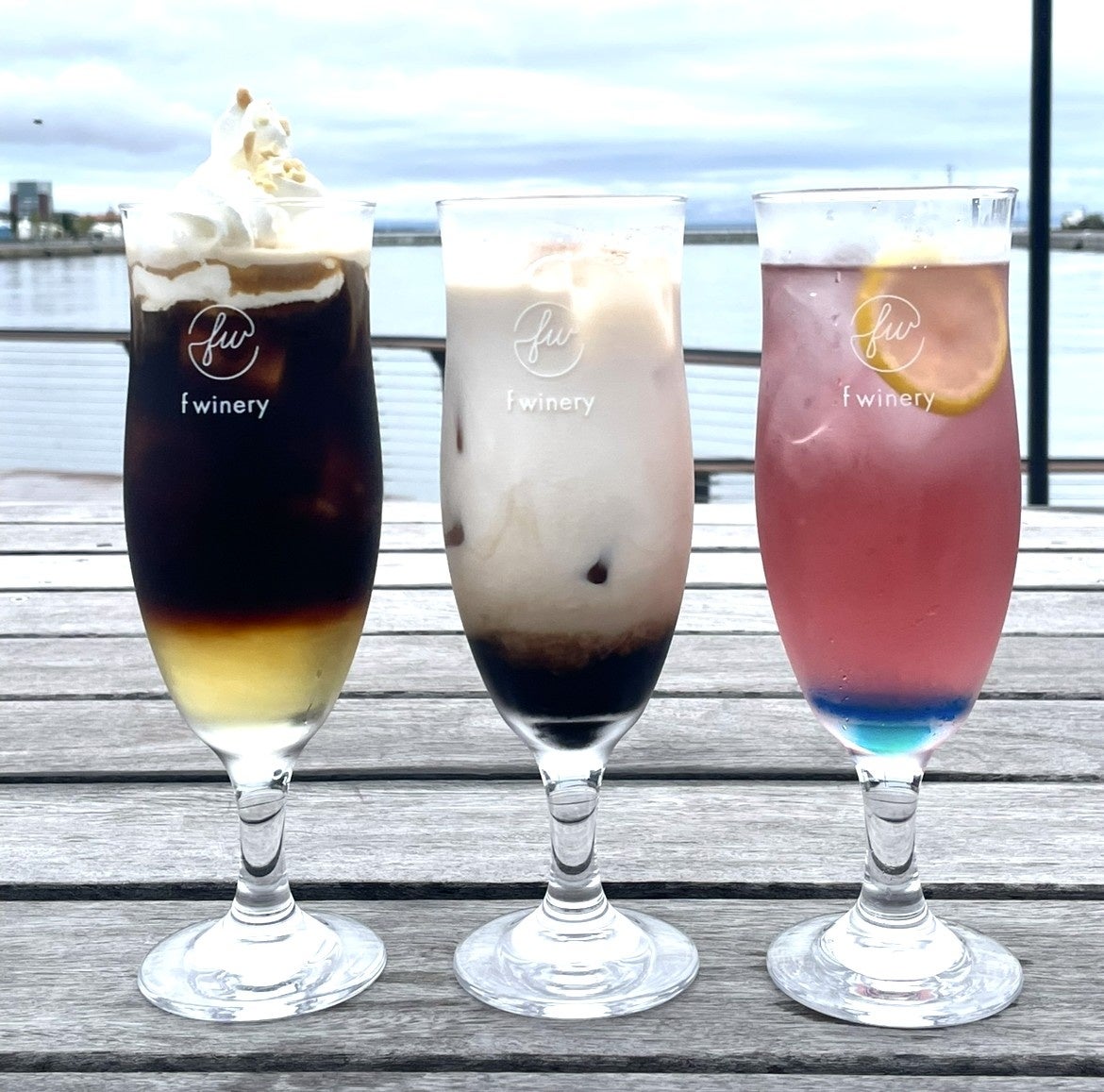 ここでしか見られないEBiDANメンバー60名のクールな撮り下ろしショット満載の『EBiDAN Visual Dictionary 2026』が2026年1月21日(水)発売決定！