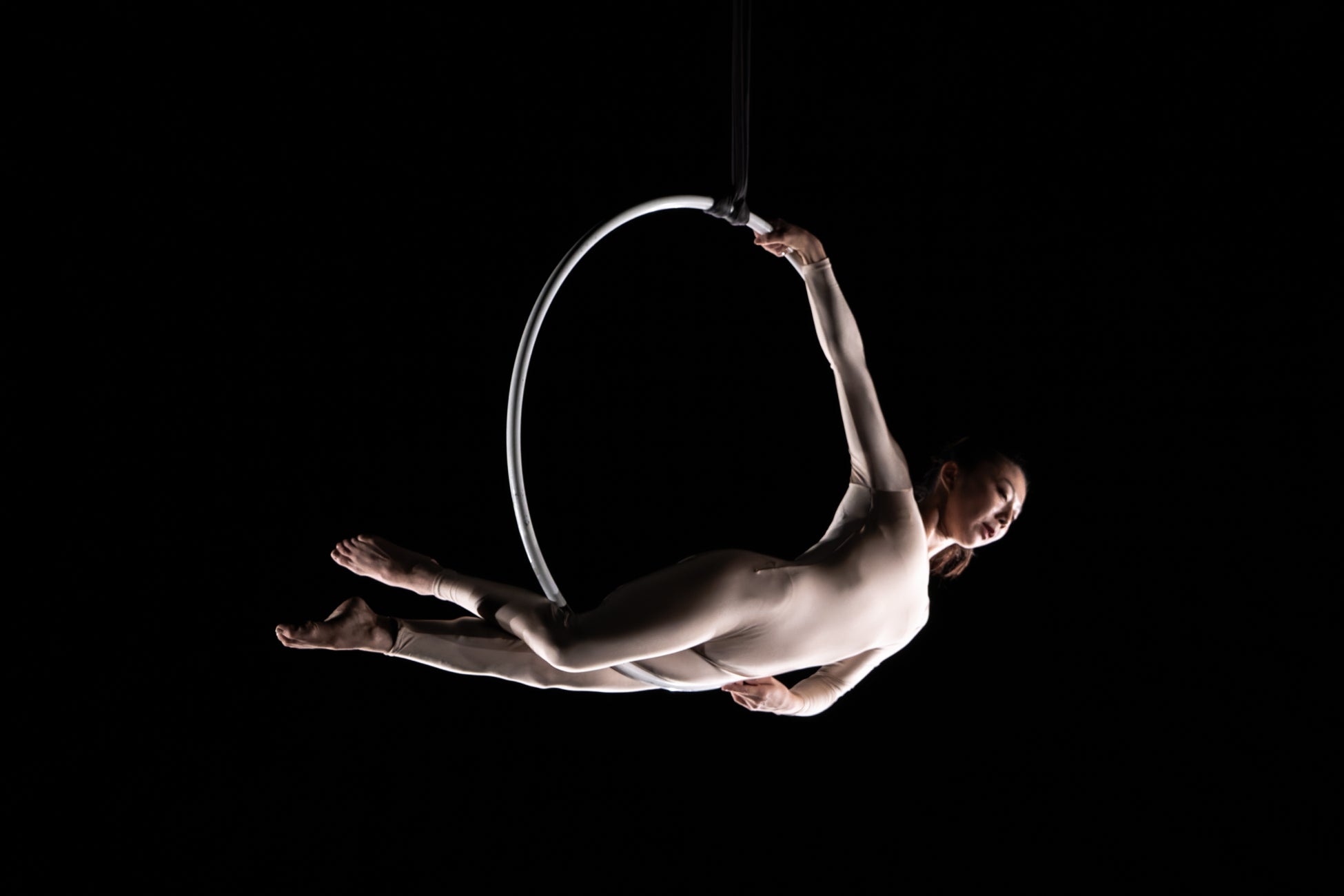 ダンス×現代サーカスのクロスジャンル公演「Disco on the planet」まもなく開幕