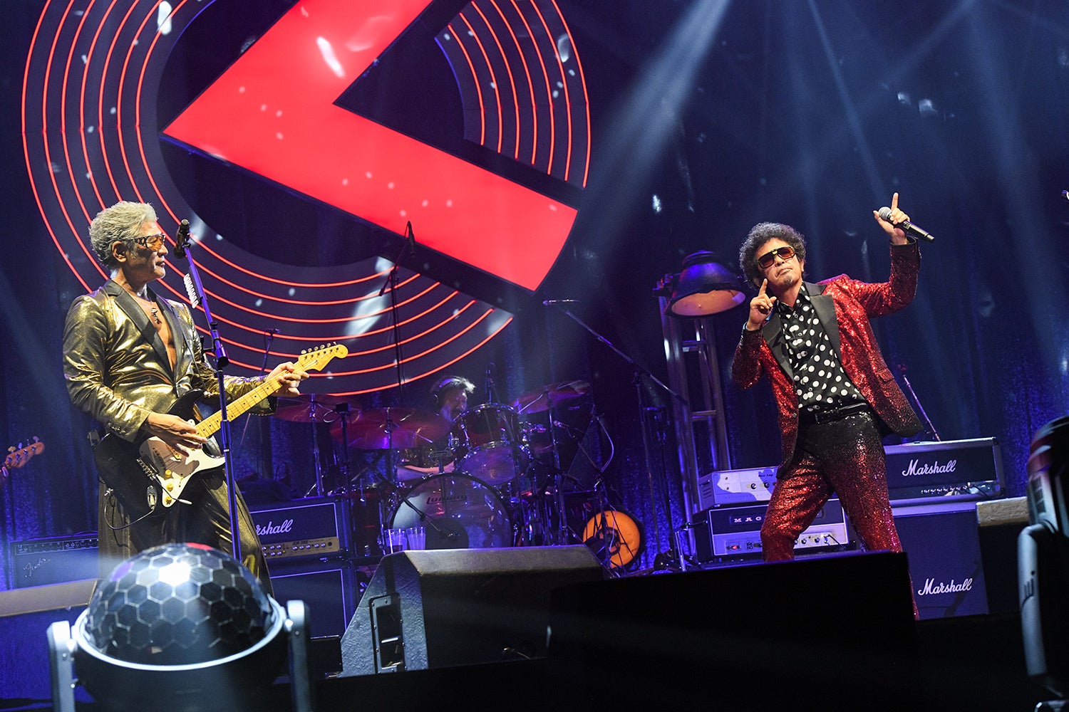 Arnold Dreyblatt & The Orchestra of Excited Strings