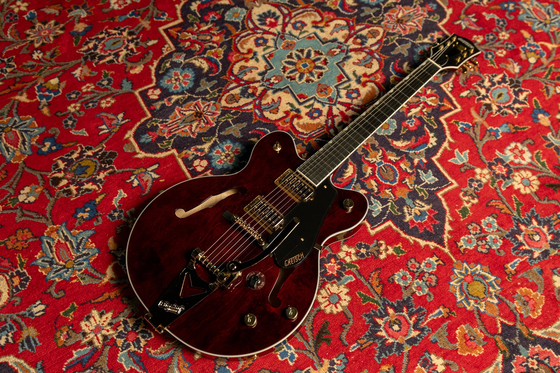 Gretsch®とAbbey Road Studios 共同開発の限定ギター『Limited Edition Abbey Road Studiomatic™』2025年11月20日（木）発売