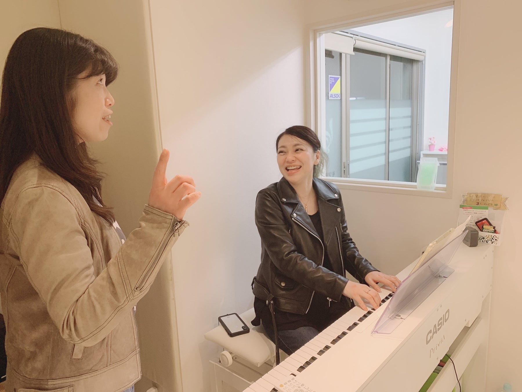 ミュージカル曲を習いたい大人から子どもまでミュージカル俳優が本格的なレッスンを提供