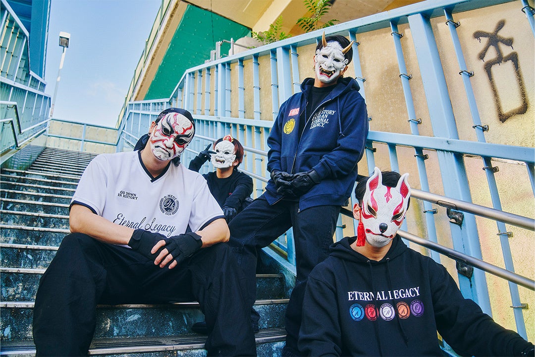 HATTRICK、メンバー全員がお面を着用する謎のお面ダンス集団「O-MENZ」がプロデュースするオリジナルグッズを12月6日より販売開始！