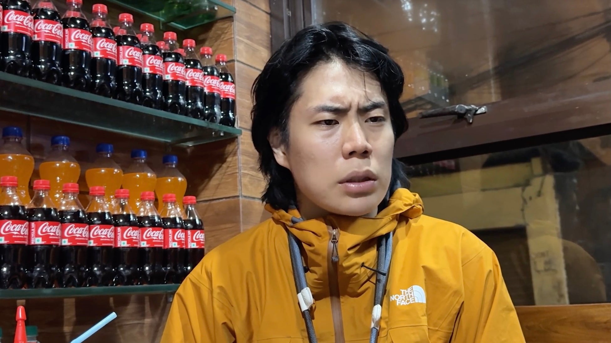 令和ロマン・くるまが“慶應大学中退”した衝撃理由を告白「小説書いて先生に提出」エリート幼稚園に通っていたくるまの幼少期にひろゆきも驚愕「すげぇ」／『世界の果てに、くるま置いてきた』特別映像を無料公開中