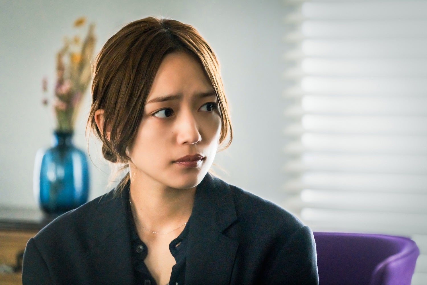 ABEMAオリジナルドラマ『スキャンダルイブ』#5／「私は自分の人生を取り戻せない」夢を奪われた少女が語る芸能界の闇／妹・莉子（茅島みずき）から明かされた“地獄の一夜”に姉・奏（川口春奈）の決意とは？