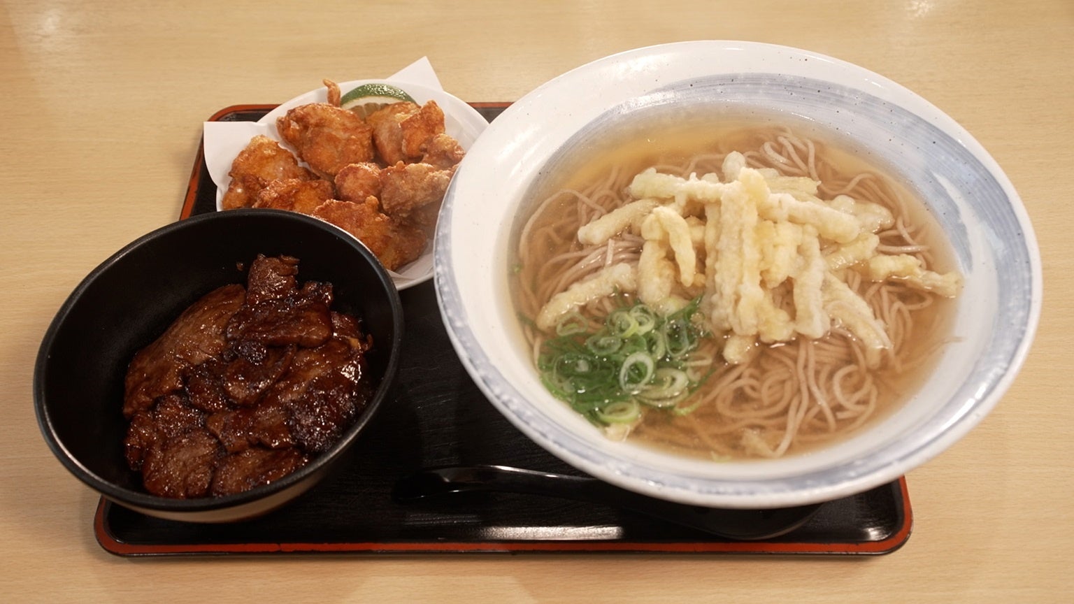 【ＢＳ日テレ】大分で愛されるローカル店の魅力に迫る満腹必至！？そば３玉に挑戦！　まさかの超大盛にドランク塚地「食べても食べても減らない…」