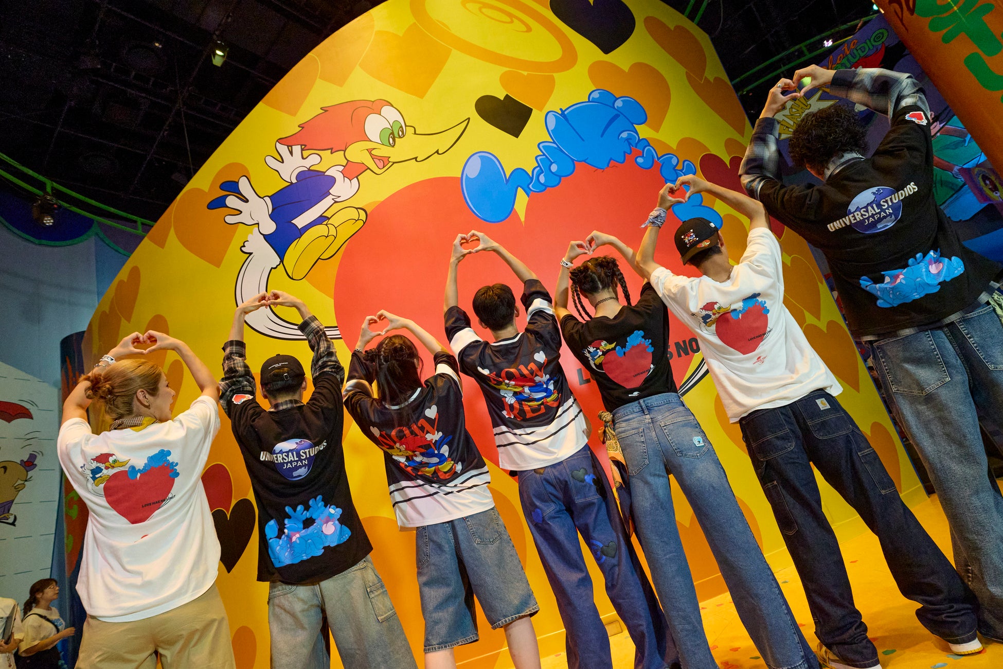 ファッションを楽しむことが、子どもたちの笑顔につながる　チャリティ活動「LOVE HAS NO LIMITチャリティグッズ」など総額1,000万円を寄付へ