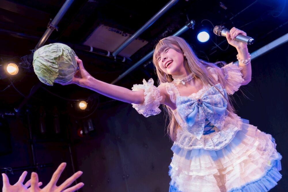 ラフ×ラフ、1stアルバム『わたしファンファーレ』発売記念 「AIに作らせなくても、変な公式素材、用意しています！」