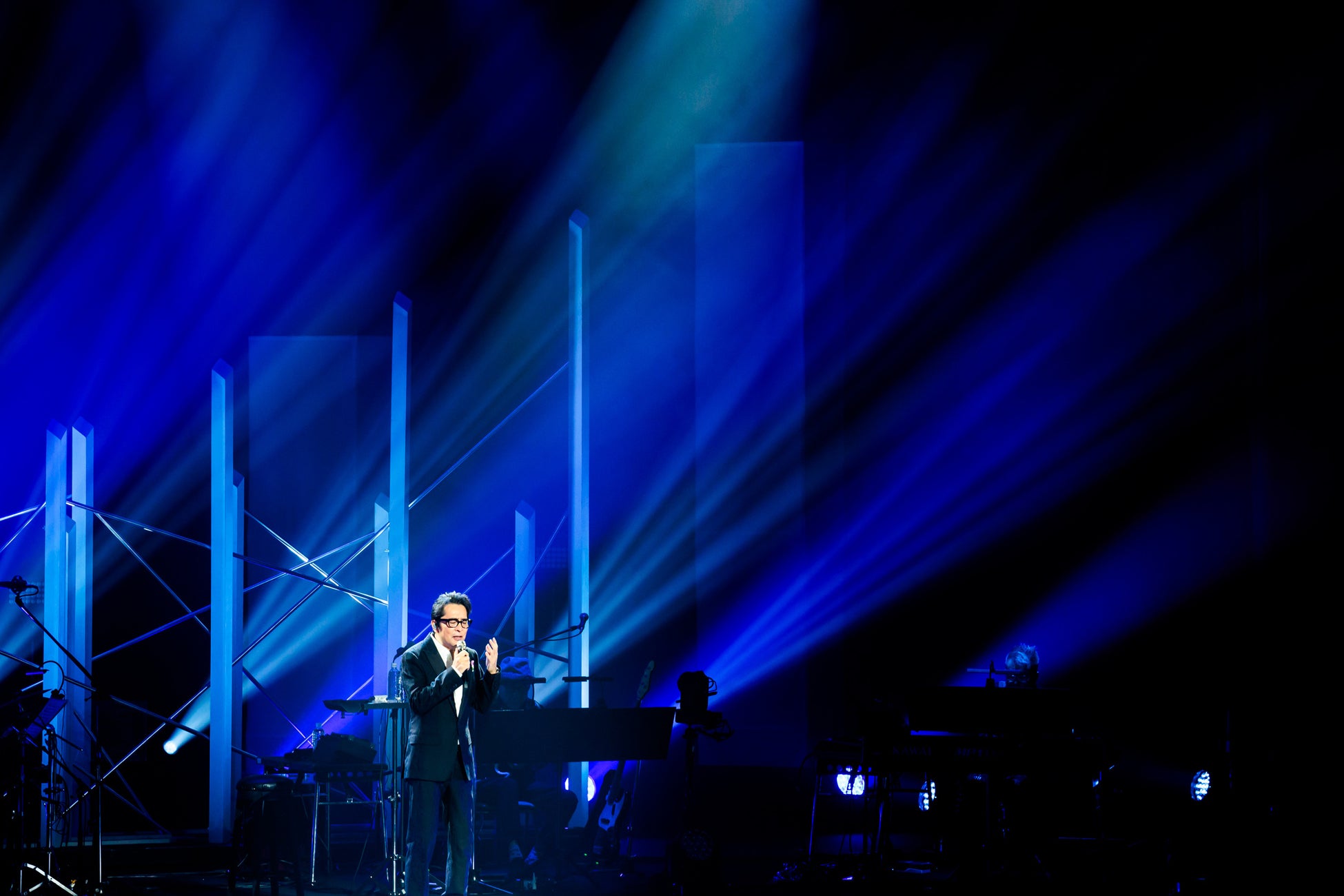 德永英明がリクエスト投票された楽曲の中からセットリストを組んだ今年の全国ツアーより、11月1日の東京公演の模様を2026年1月2日（金）午後7：00からお届け！放送・配信に先駆けライブレポートを公開！