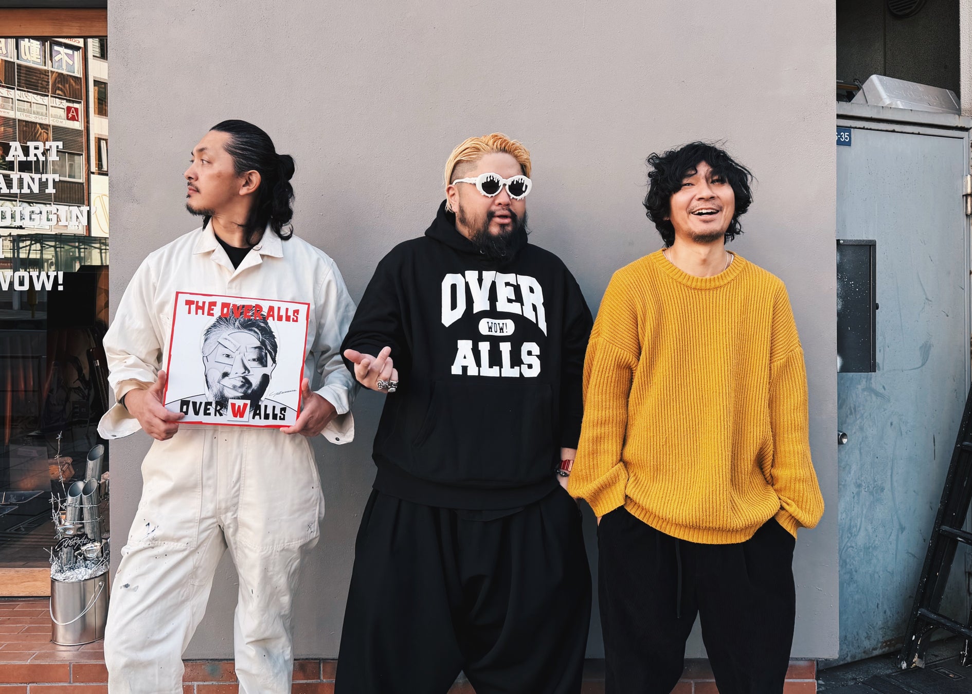 ミューラル（壁画）アーティストがバンドを結成。THE OVER ALLs、1stシングル「OVER WALLs」をリリース