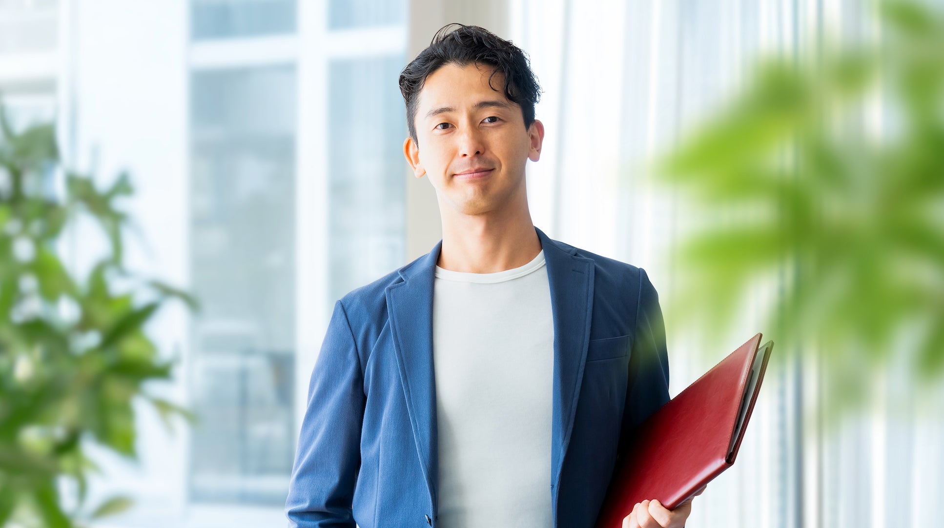 カスタマークラウド、日本初のAI講師・インフルエンサーのガバナンスモデルを整備――グローバルマーケットにおけるAI人材の価値向上を目指す