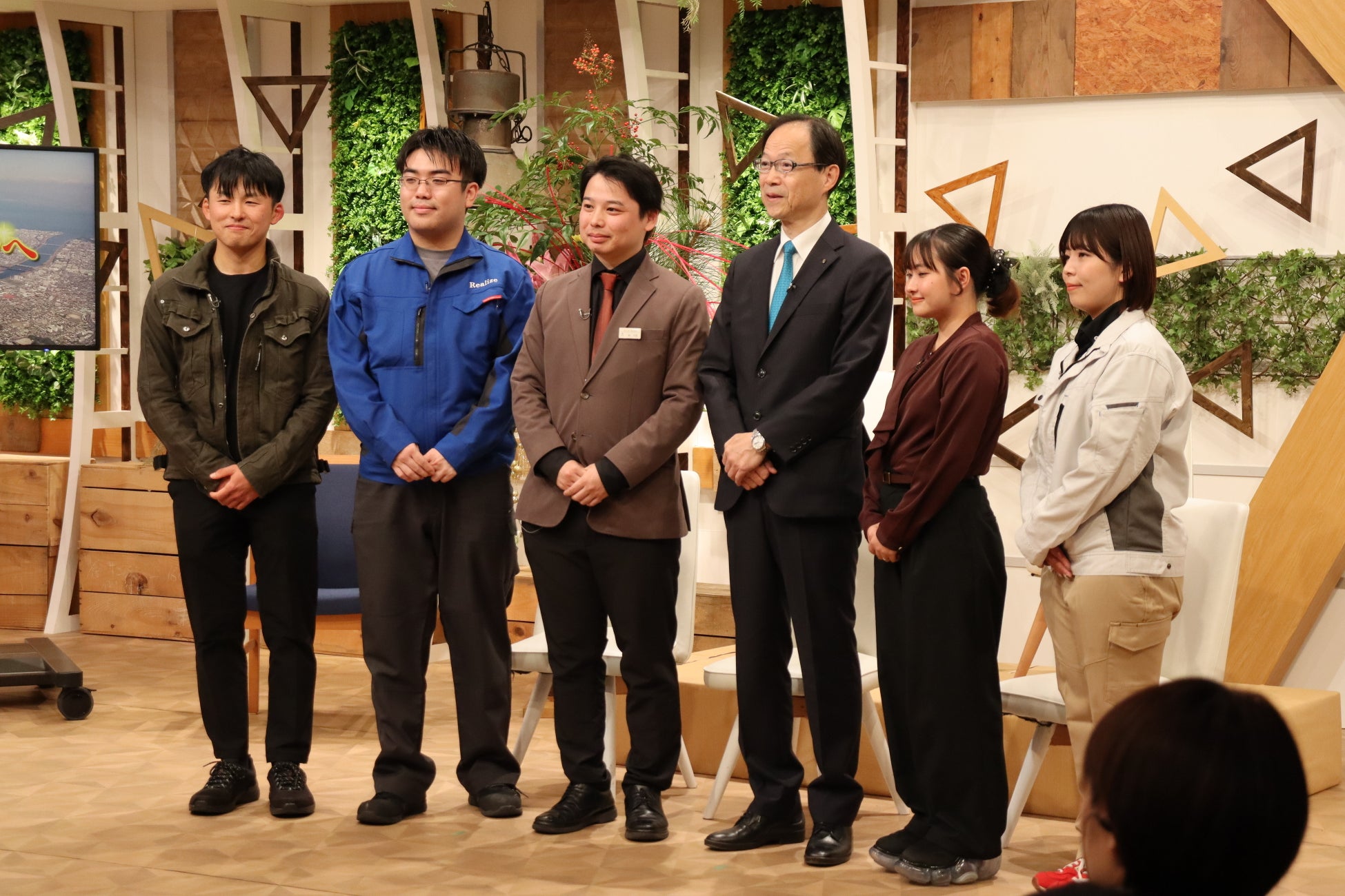 若手社会人として描く“大分のその先”――佐藤知事との対談に当社スタッフが出演