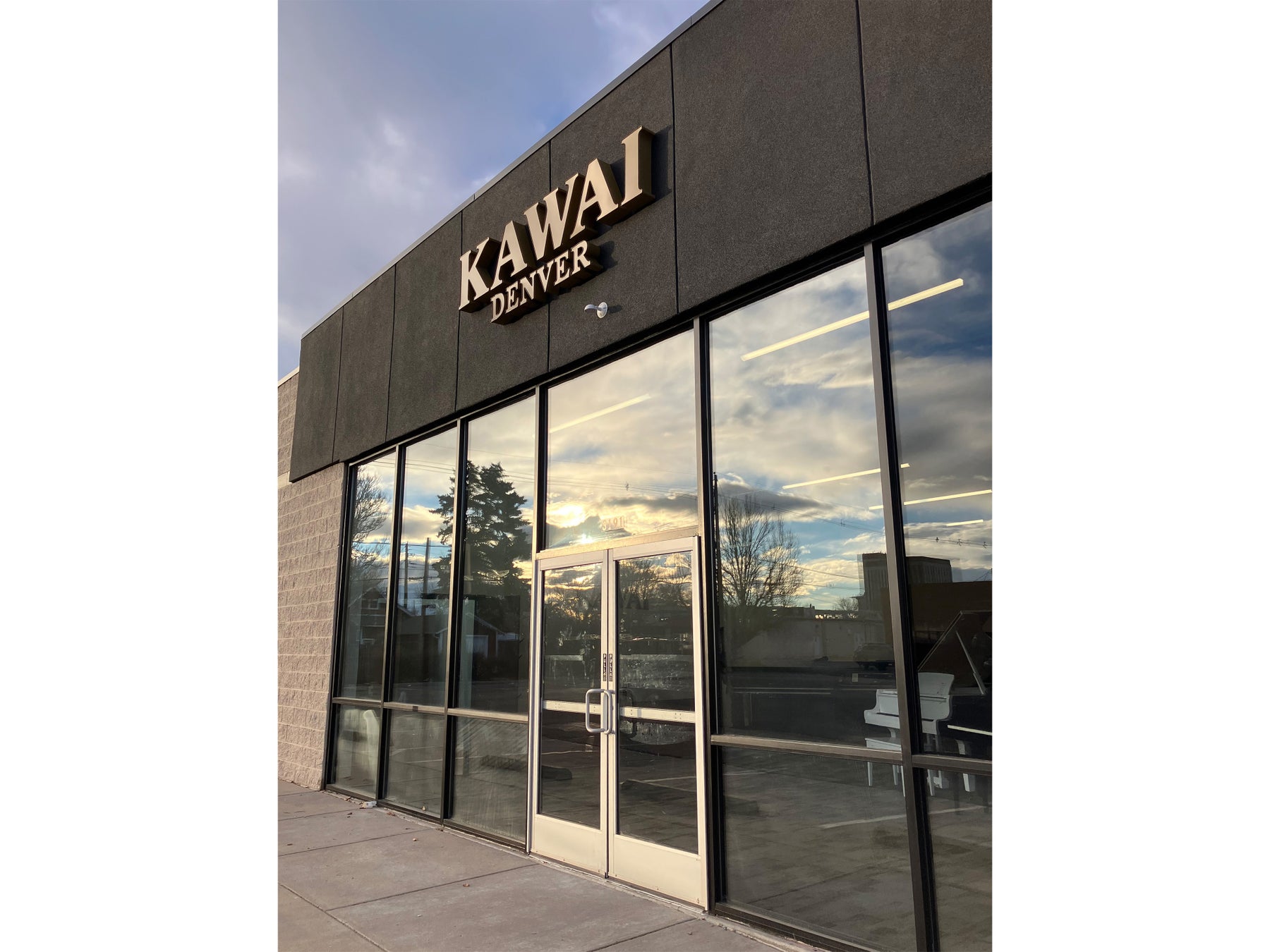 カワイ、アメリカの直営店「Kawai Piano Gallery Denver」をオープン