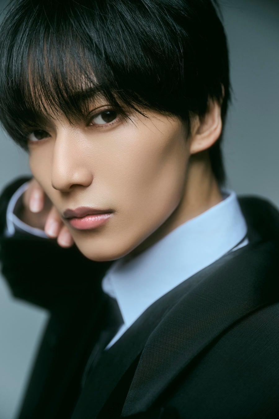 俳優・梶田拓希、デビュー約2年で1st写真集が発売決定！「信頼する仲間と共に作り上げた一冊」発売記念イベントも