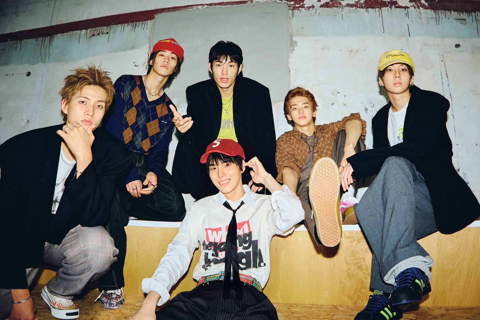 CHAIのフロントマン、MANAとKANAの『今とこれから』を描いた作品【OK A ME REVOLUTION THROUGH MUSIC】が2月11日渋谷のユーロライブでスクリーン上映決定！