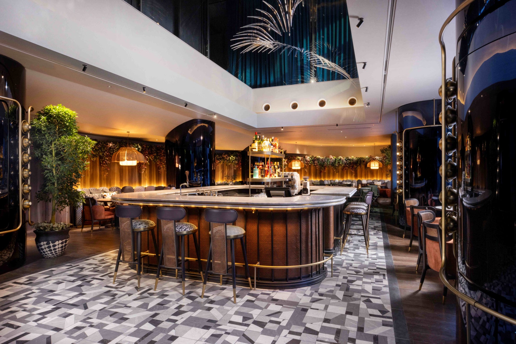 【メルキュール東京日比谷】『パリ・オペラ座 IN シネマ』 『英国ロイヤル・バレエ＆オペラ in シネマ』映画半券プロモーションを実施