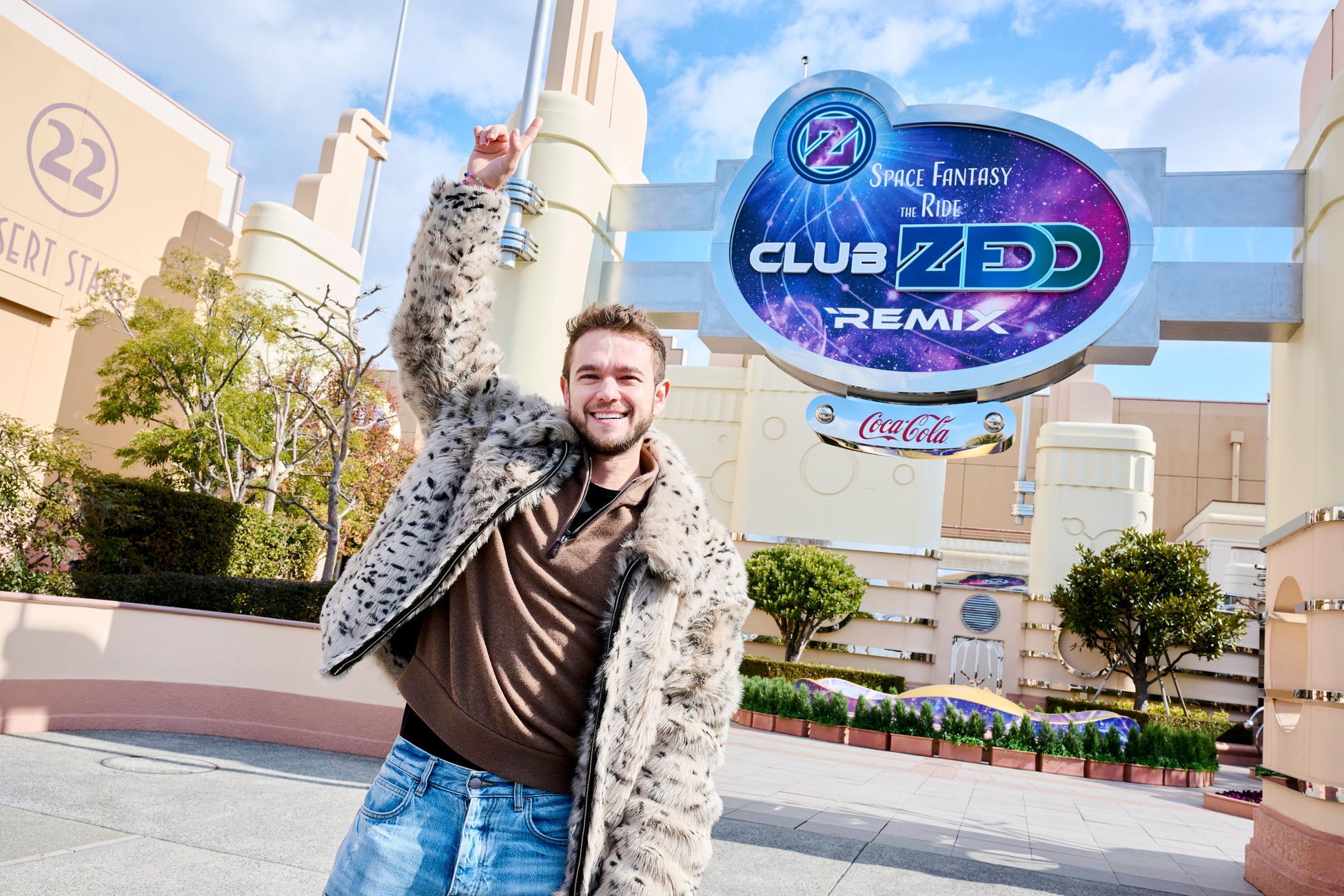 音に乗り、心を解き放つ“新音楽体験”グラミー賞受賞の世界的アーティスト Zedd(ゼッド) 完全監修『スペース・ファンタジー・ザ・ライド～CLUB ZEDD REMIX～』 初公開