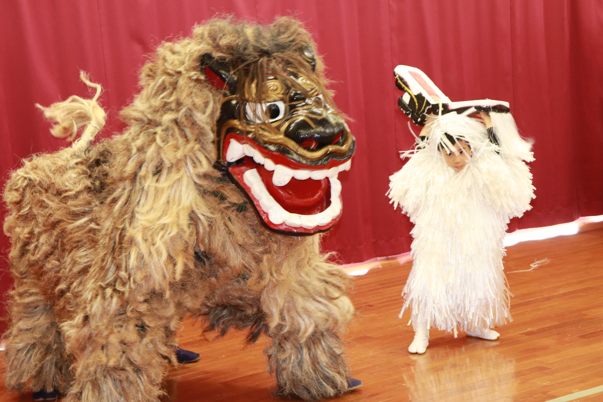 4歳の男の子の夢 「琉球獅子舞になりたい！」が実現！ 憧れの創作芸団レキオスとサプライズ演舞を披露