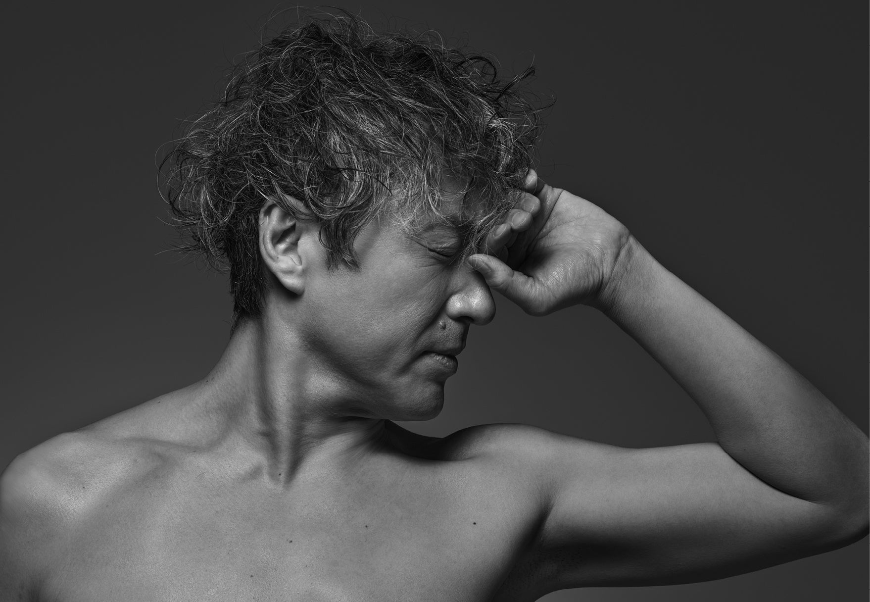 “さようなら／はじめまして”の小冊子　ムロツヨシ『２０２６０１２３』 数量限定で販売決定！