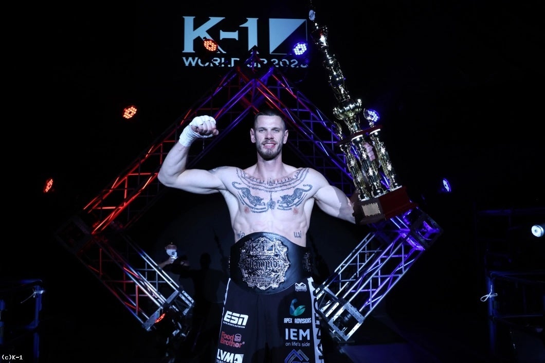【K-1大会事後レポート】-90kg世界最強決定トーナメントでルーカス(ドイツ)が全試合1R決着で制覇！タイトル戦では里見が新王座、石井は初防衛に成功
