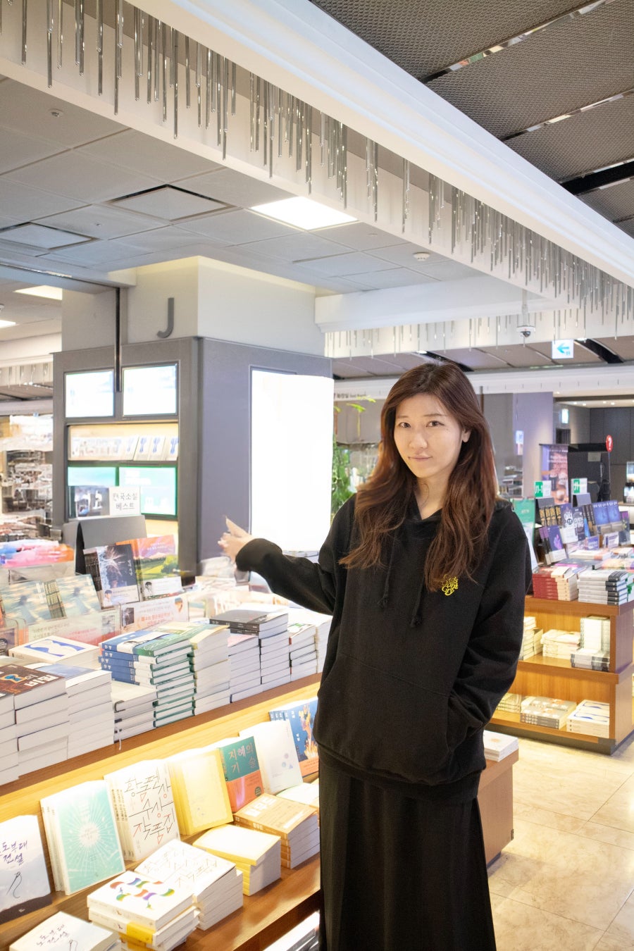 ヒコロヒー初の小説集「黙って喋って」韓国語訳版発売＆現地トークイベントにファン集結！