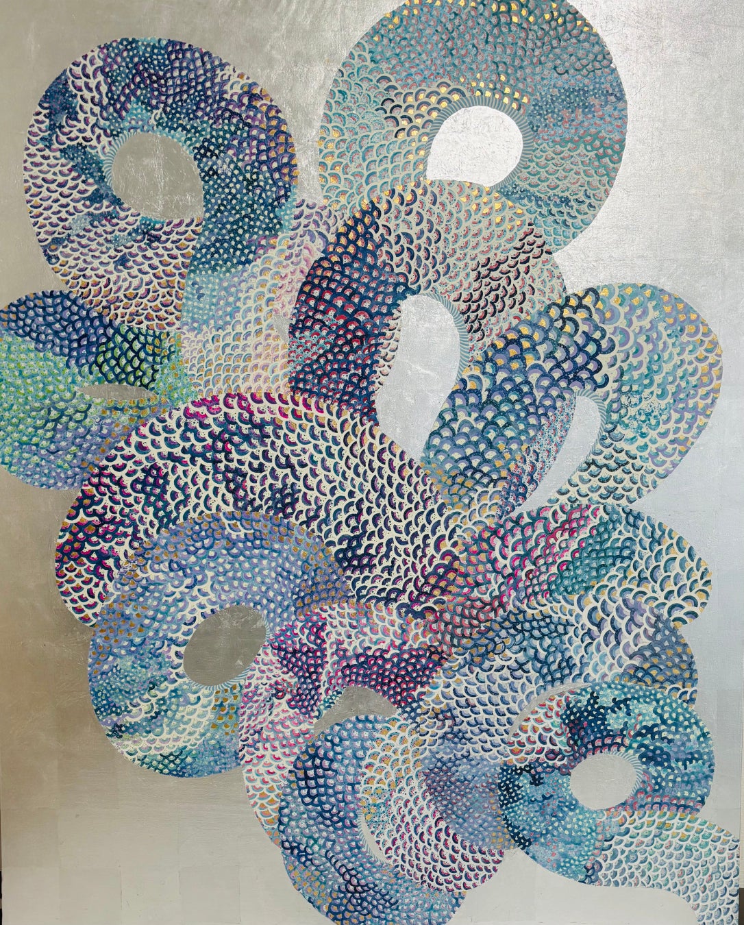 アイドルから現代アーティストに転身！KAORUKO exhibition『福をまねくものたち』