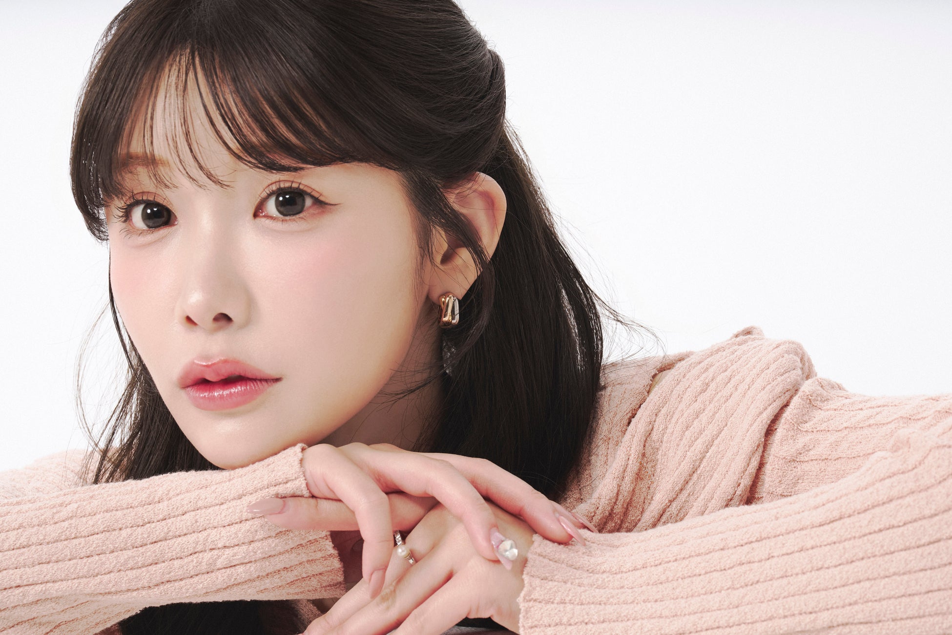 人気インフルエンサー”えみ姉”と専属マネジメント契約を締結。田久保 夏鈴や由布菜月が所属する株式会社Beaileに所属決定