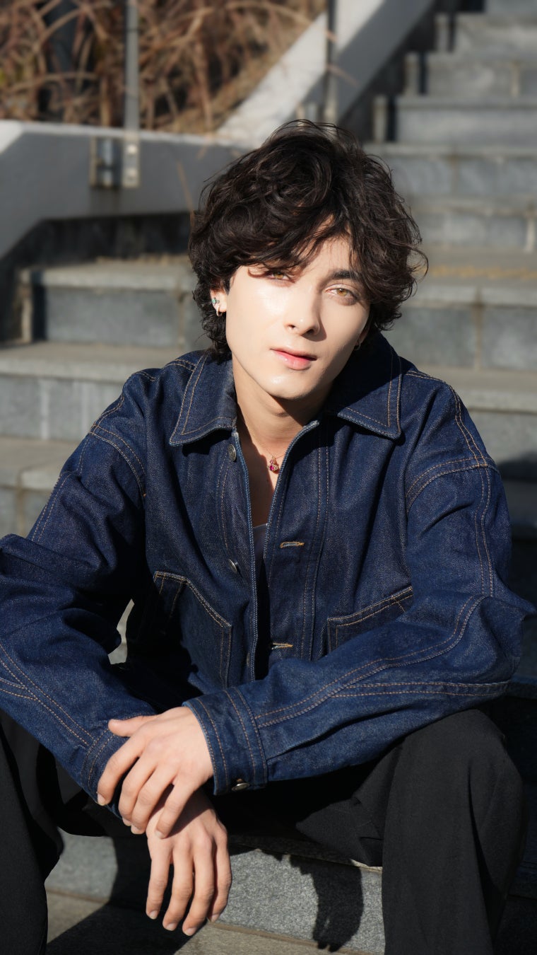 【所属発表】総フォロワー170万人越え９カ国語を自在に操るグローバルファッションアイコン エヴァンが所属！