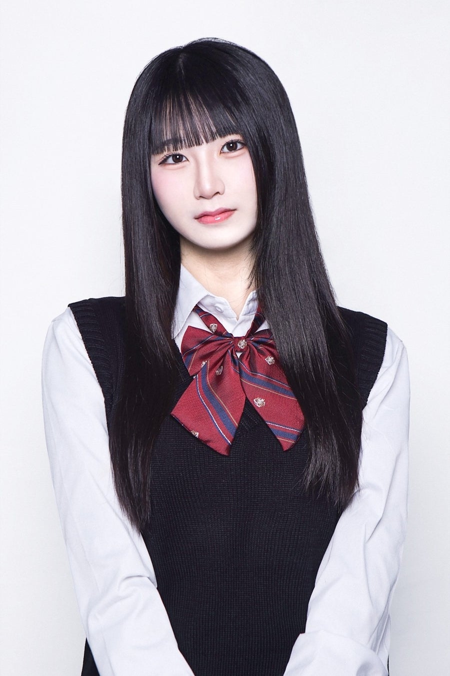 現役女子高校生インフルエンサー「人目出ひとみ」がUUに所属決定！