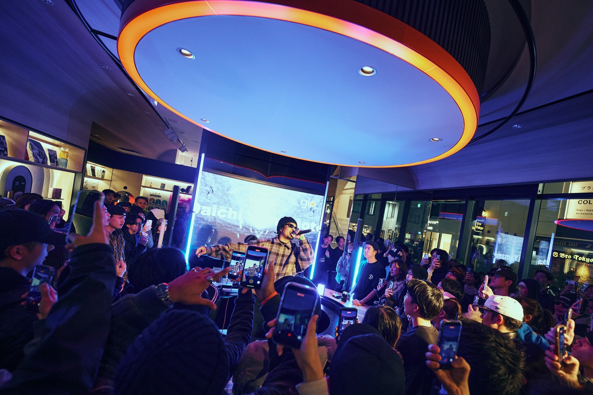 実力派アクトのグルーヴが響いた銀座の夜。glo™とHYPEBEASTが贈る音楽イベント「LOVE AT FIRST」レポート