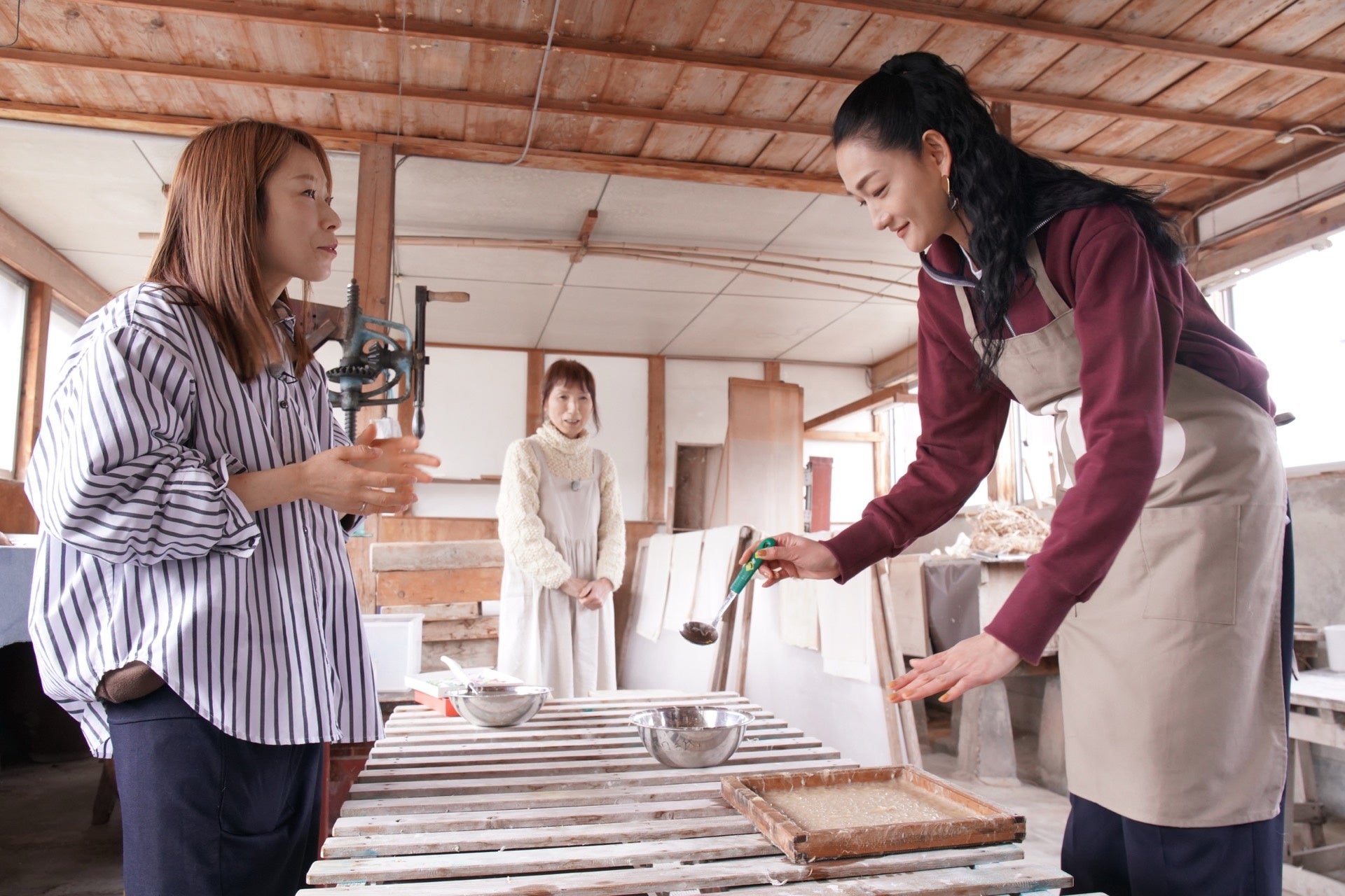 【ＢＳ日テレ】冨永愛が「最後の雁皮紙作り」に密着！石川県・加賀雁皮紙