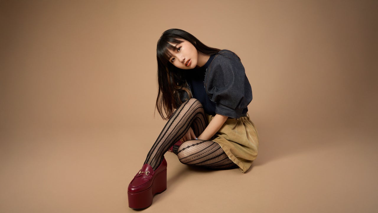 大塚 愛のアコースティックライブ「AIO ACO.」をU-NEXTにて2公演独占ライブ配信！当日はSNSウォッチパーティも開催決定！