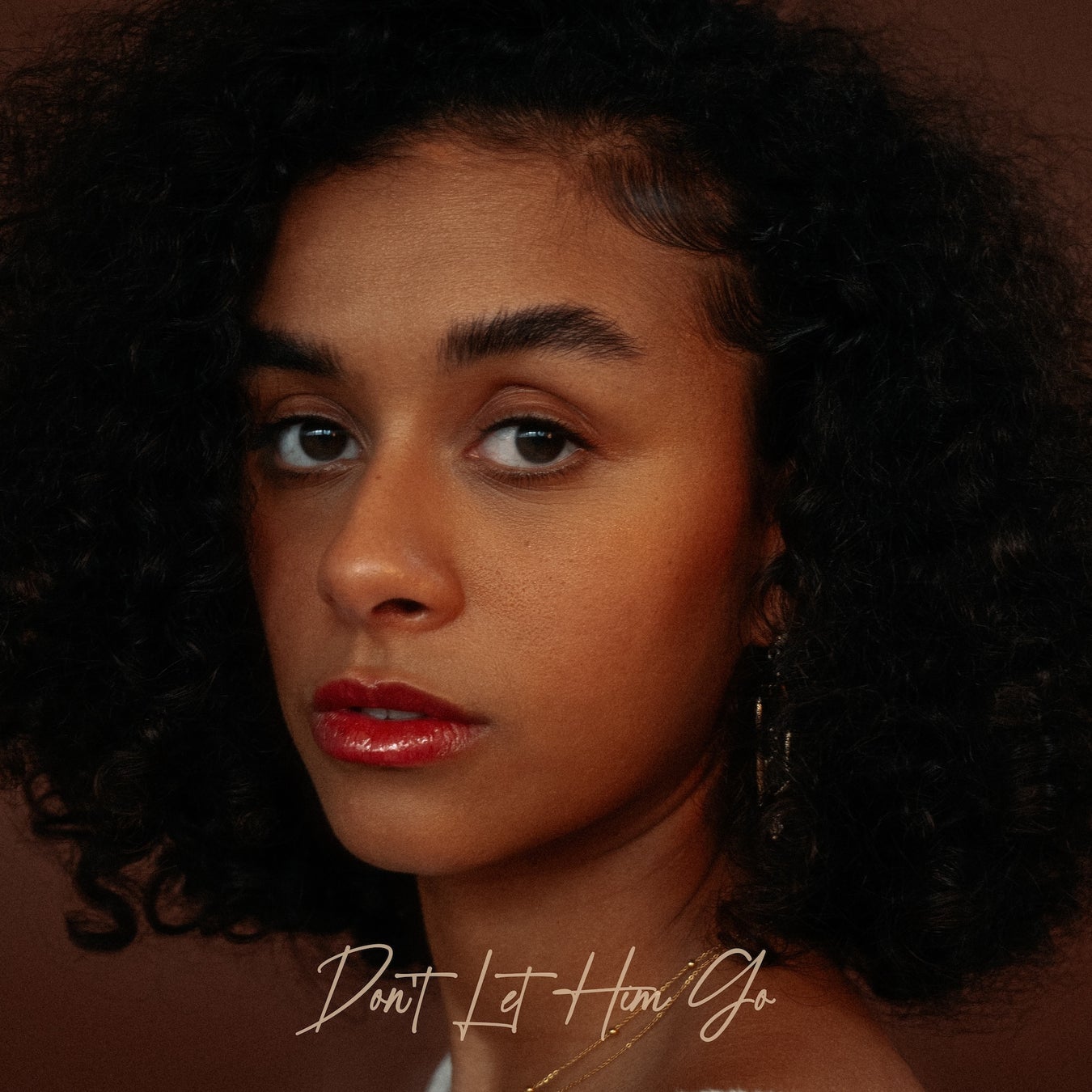 スイス出身のシンガーソングライターMarlinが、ニューシングル「Don’ t Let Him Go」をリリース