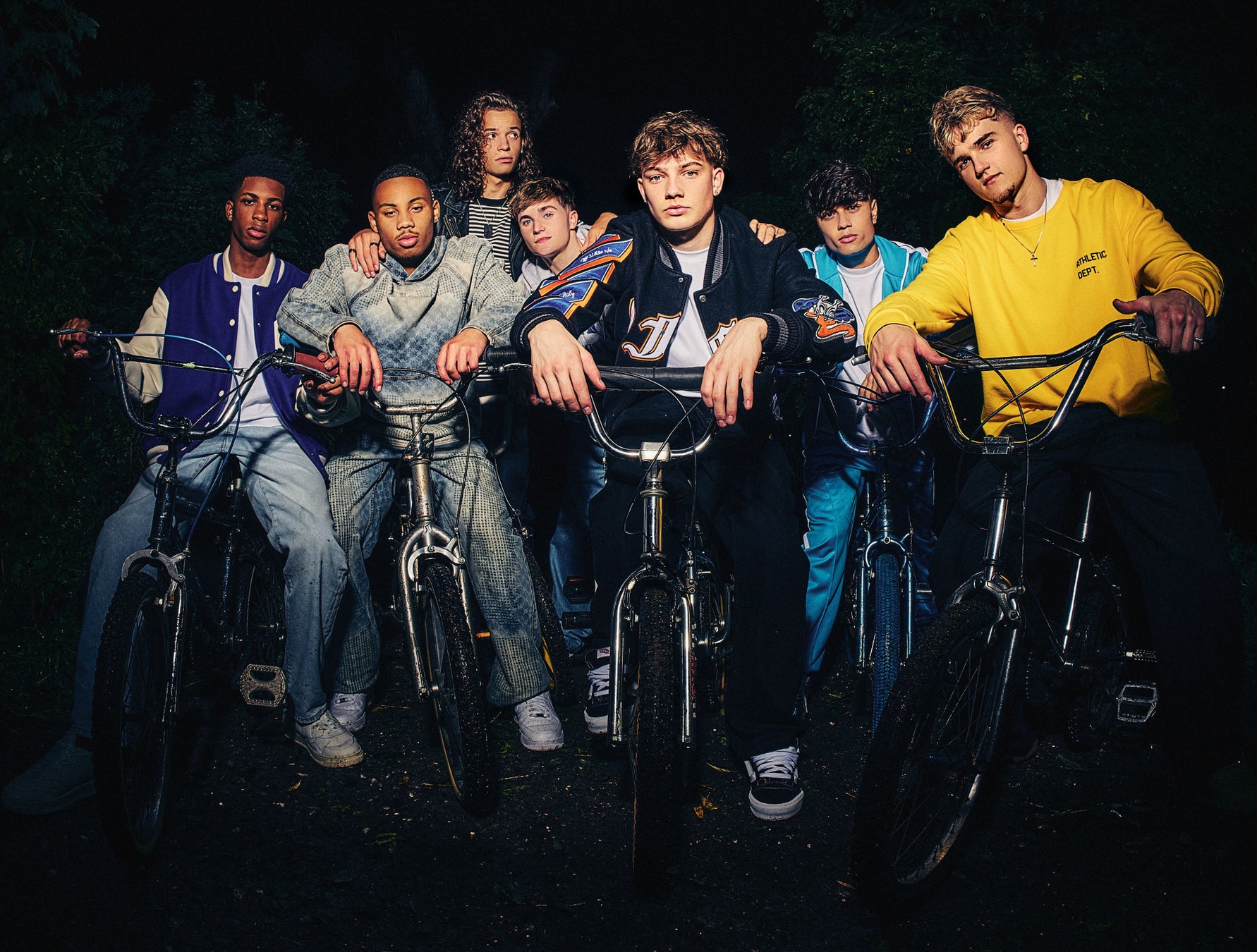 【フジテレビ】話題の霊視芸人シークエンスはやともによる初の冠番組！『シークエンスはやともの視える人には見える倶楽部』放送決定！